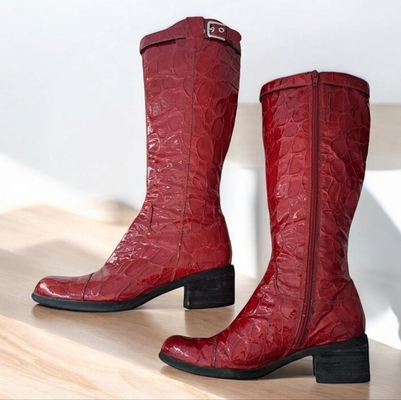 Ecco Burgundy Croc-Embossed Heeled Boots - Picture 1 of 13